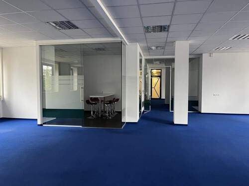 Büro - Büro mit 264,00 m² in Dresden zur Miete