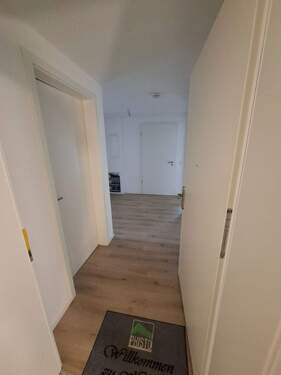 Eingangsbereich - 3 Zimmer Etagenwohnung in Boxberg Bobstadt