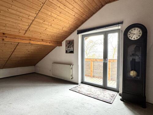 DG Zimmer mit Zugang zum Balkon - 