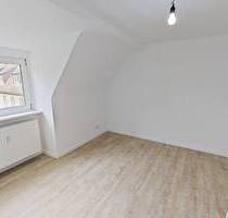 Traumhafte 2-Zimmer-Dachgeschosswohnung in Erlenbach am Main
