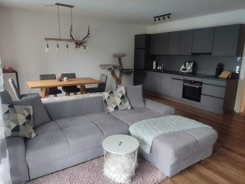 Wohnen/Essen/Kochen - 2 Zimmer Terrassenwohnung in Perach