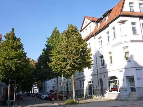 Bild 2 - ** zentrumsnah * schicke Ausstattung * Balkon * Einbauküche * ideal für Familie mit 1 Kind **