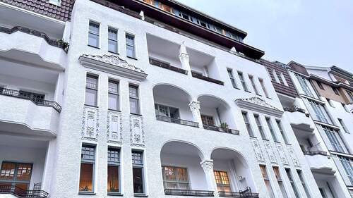 Fassade Vorderhaus - 