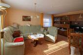 Wohnzimmer - 4 Zimmer Einfamilienhaus in Machern