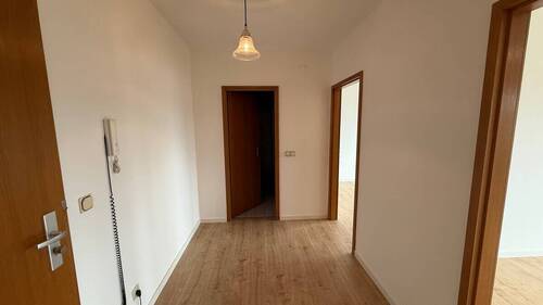 Diele Ansicht - 2 Zimmer Etagenwohnung in Saarbrücken