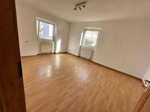 IMG_8355.JPG - Mehrfamilienhaus, Wohnhaus mit 219,00 m&sup2; in Gerolzhofen zum Kaufen