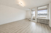 Wohnzimmer - Etagenwohnung mit 56,00 m&sup2; in Nürnberg zum Kaufen