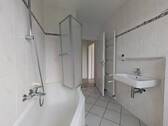 Ansicht II: Bad - 
