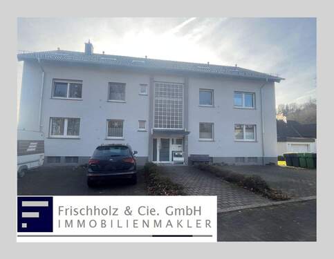 Titelbild - Frisch sanierte 1,5-Zimmer-Dachgeschoss-Wohnung in ruhiger Lage von Kierspe zu vermieten!