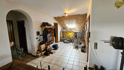 Eingang-Diele - Etagenwohnung mit 76,00 m² in Burscheid zum Kaufen