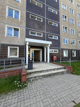 Haupteingang.jpg - 