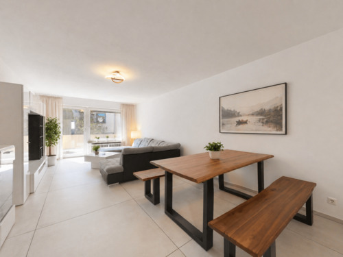 Wohnzimmer - Sanierte 3- Zimmer Wohnung mit Aussicht in ruhiger zentraler Lage von Filderstadt-Plattenhardt