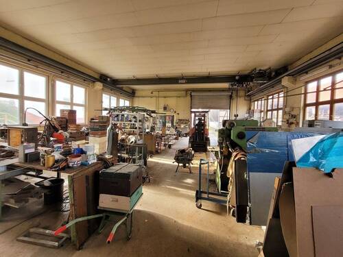 20251105_141748.jpg - Halle in Niederaula