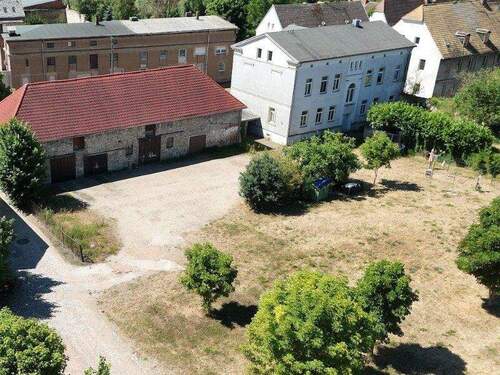 4-Familienhasu und Remise - 3 Zimmer Mehrfamilienhaus, Wohnhaus zum Kaufen in Osternienburger Land - Kleinpaschleben