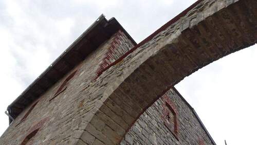 Tor am Scheunengebäude - 