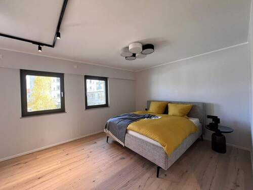 Schlafzimmer Musterwohnung - Ihr neues Zuhause wartet - 5-Zimmer-Traumwohnung mit Wohlfühlfaktor