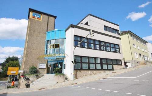 Hausansicht - Mehrfamilienhaus, Wohnhaus mit 537,00 m&sup2; in Freyung zum Kaufen