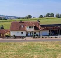 TOLLE RANDLAGE!!! Großes, modernes Wohnhaus in angenehmer Lage - Breitenbach am Herzberg Hatterode