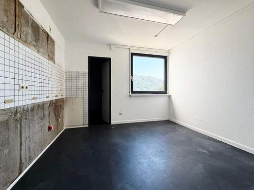 Küche - 4 Zimmer Büro in Tuttlingen