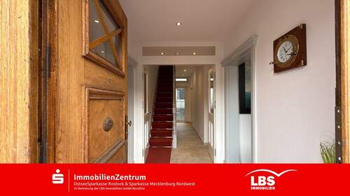 Eingang - Kernsaniertes Mehrfamilienhaus - 680.000,00&nbsp;EUR Kaufpreis, ca.&nbsp; 266,00&nbsp;m&sup2;&nbsp;Wohnfl&auml;che