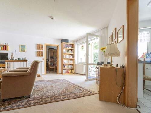 Wohnzimmer - 2 Zimmer Etagenwohnung in Schöneiche