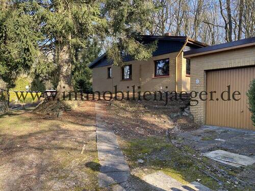 Haus mit Garage - Grundstück zum Kaufen in Hamburg