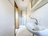UG Badezimmer Einliegerwohnung - 4 Zimmer Einfamilienhaus zur Miete in Beilstein