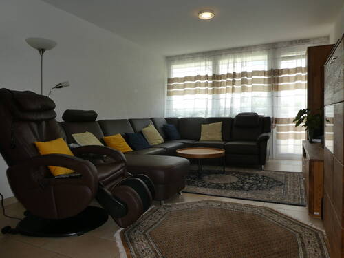 Wohnzimmer - Etagenwohnung mit 102,00 m&sup2; in Sindelfingen zum Kaufen