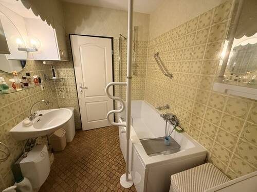 Badezimmer mit... - 