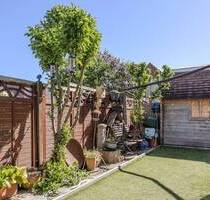 Endlich ein eigenes Stück Garten! Ruhige Souterrain Wohnung mit Erdgeschoss-Feeling - Mühlheim Dietesheim