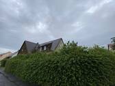 Außenansicht - eingewachsenes Grundstück - Einfamilienhaus mit 140,00 m&sup2; in Dachsbach zum Kaufen