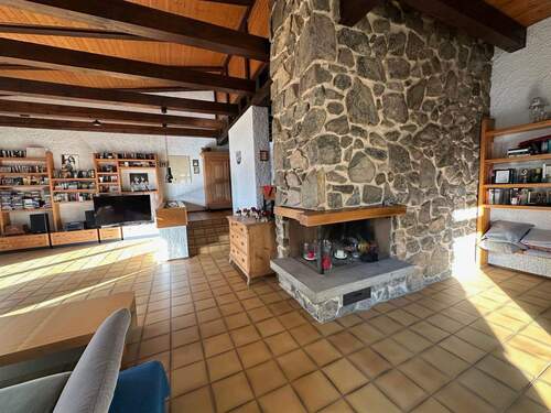 Wohnzimmer mit Kamin - 