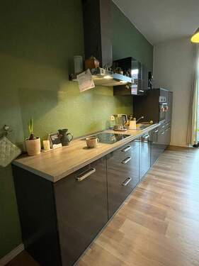 Küche mit Einbauküche - 2 Zimmer Etagenwohnung in Erfurt