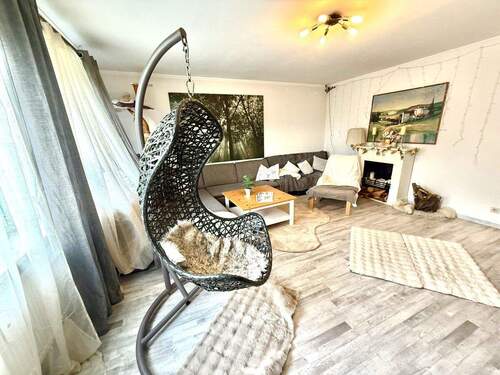 Ihr Wohnzimmer gen Diele - 