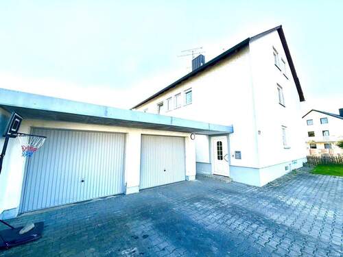 Ihr Dreifamilienhaus mit Garagen von Nord-Osten - Mehrfamilienhaus, Wohnhaus mit 289,00 m&sup2; in Regensburg zum Kaufen