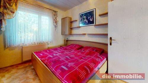 Geräumiges Schlafzimmer - 