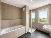 Badezimmer - Etagenwohnung mit 100,40 m&sup2; in Bad Aibling zum Kaufen