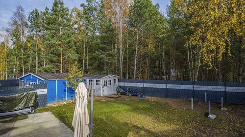 Ihr Hof mit Nebengelass - 