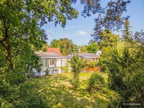 [KI-optimiertes Foto] Grundstück - 