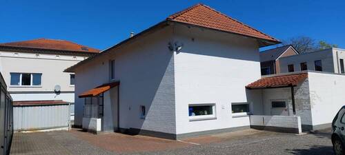 Ansicht Anbau - Mehrfamilienhaus, Wohnhaus mit 198,00 m² in Varel zum Kaufen