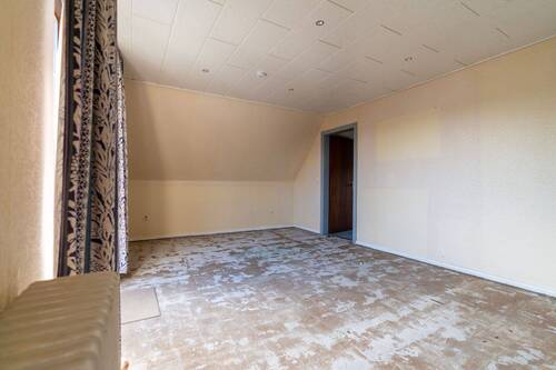 Obergeschoss - Das erste Schlafzimmer 3.jpg - 