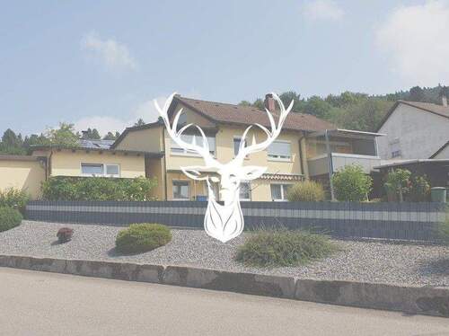 Bild 1 - Vielseitiges Einfamilienhaus mit Einliegerwohnung in ruhiger Wohnlage von Wehingen