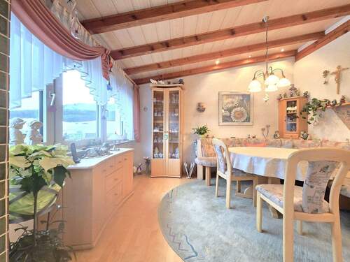 Bild 3 - 7 Zimmer Einfamilienhaus in Wehingen