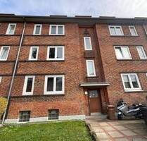 2 Zimmer-Wohnung mit Balkon und Tageslichtbad mit Wanne - Lübeck St. Lorenz Nord