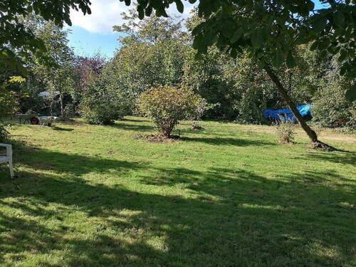 Garten in Ri. Deich - 1 Zimmer Mehrfamilienhaus, Wohnhaus in Butjadingen