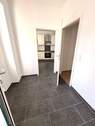 Diele - Etagenwohnung mit 92,30 m&sup2; in Kordel zur Miete