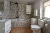 tageslichthelles Badezimmer - 