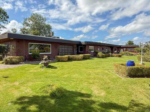 Außen - 5 Zimmer Bungalow in Südbrookmerland / Münkeboe