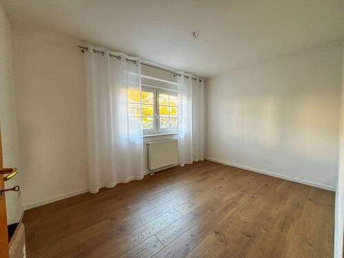 8 Esszimmer leer - 