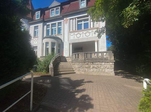 Eingangsbereich - 1 Zimmer Mehrfamilienhaus, Wohnhaus in Apolda